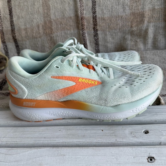 Brooks Ghost 15 Womens Running Shoes Sneakers - Picture 3 of 9